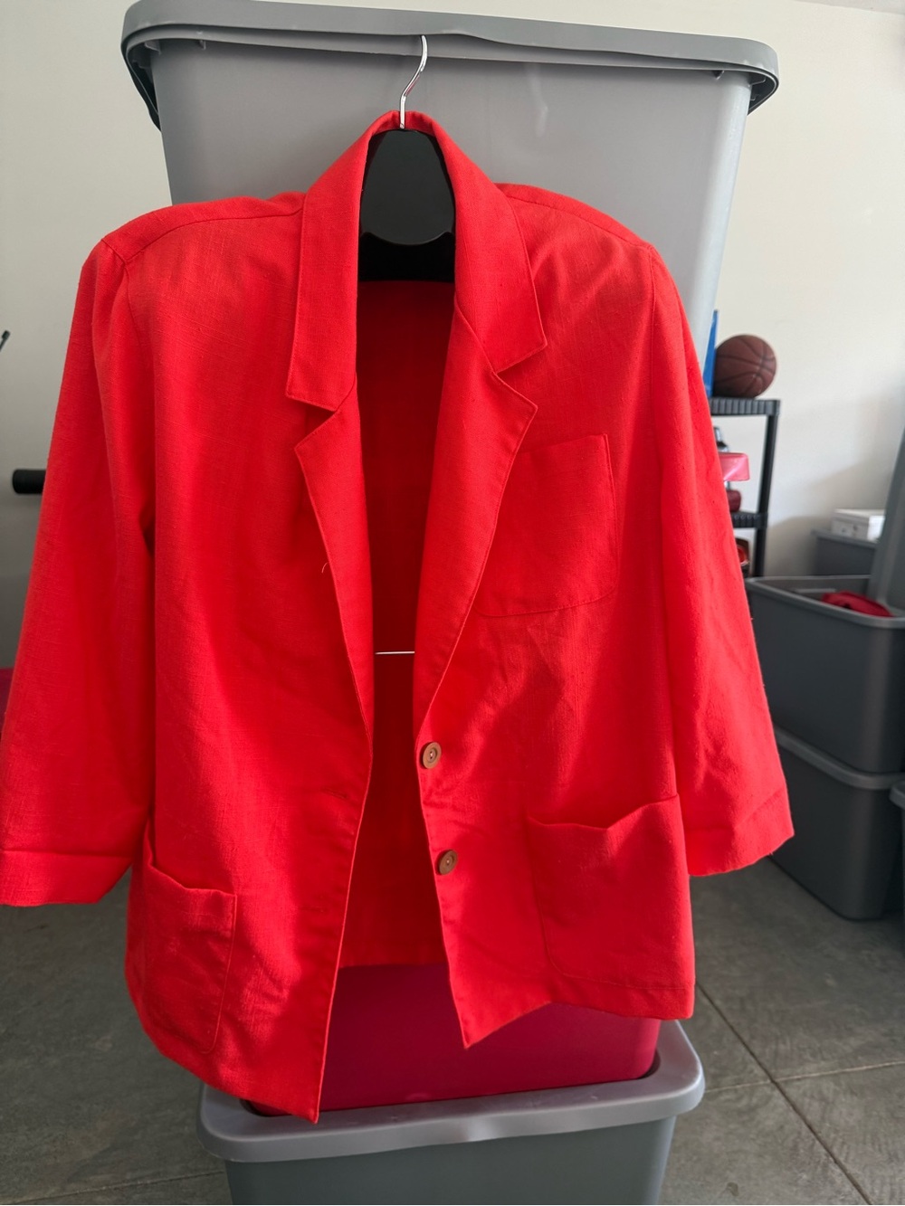 Red Women's Blazer Jacket - Classic Single-Breasted Style mp15
